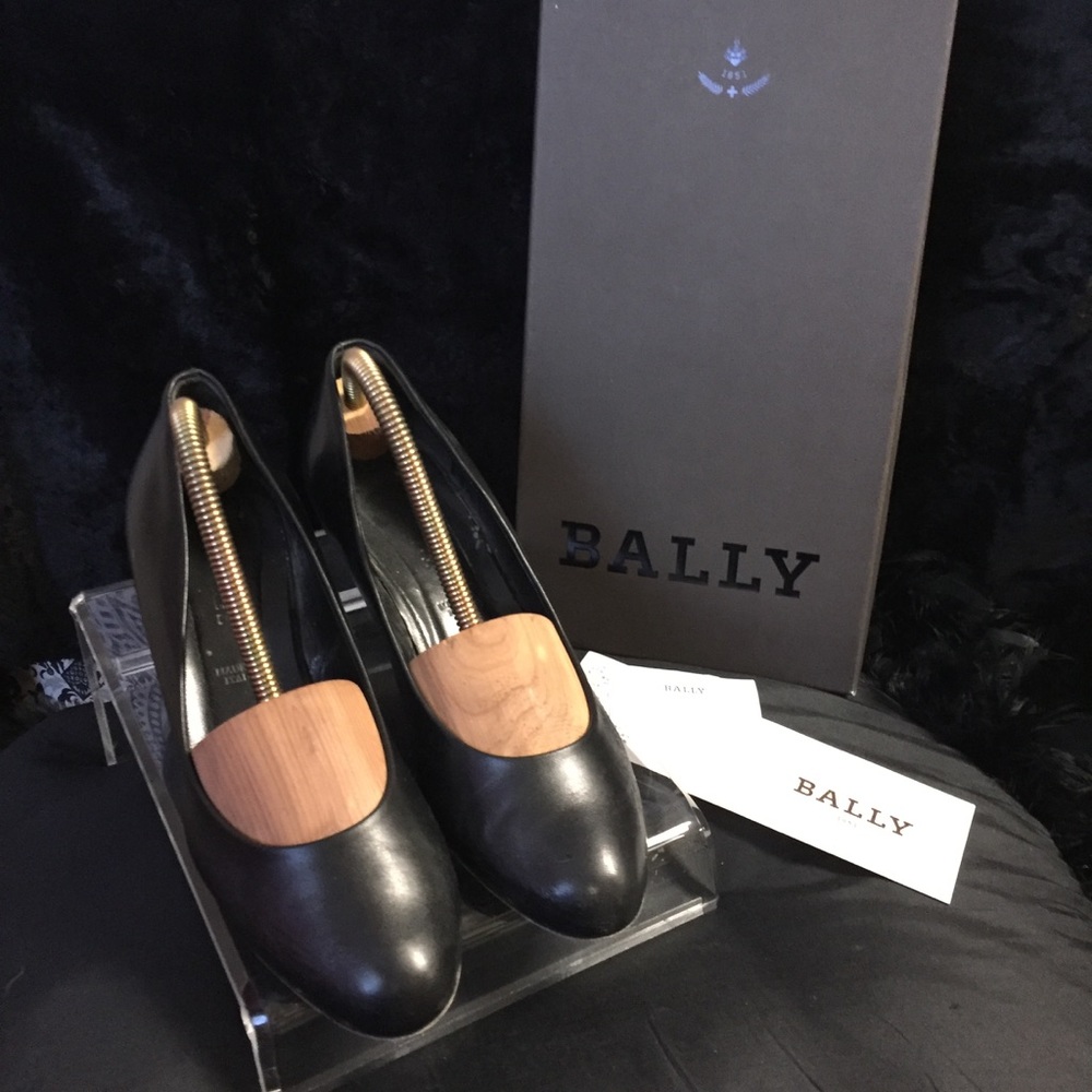 Bally low heeled women's heels